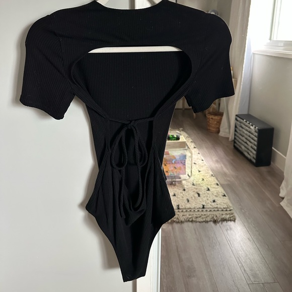 Reformation Bodysuit - Picture 3 of 3